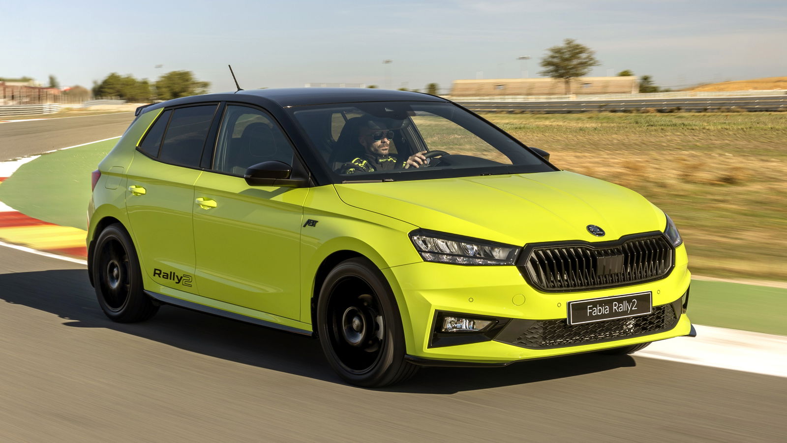Skoda Fabia Rally2 - front