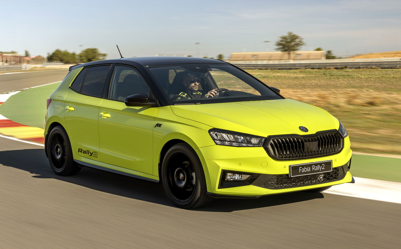 Skoda Fabia Rally2 - front