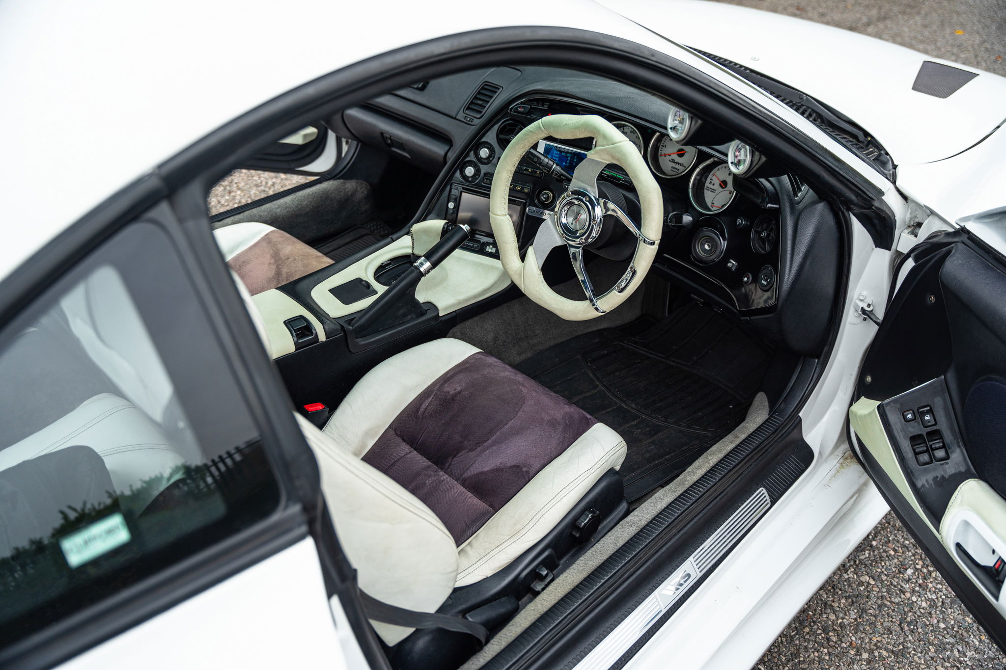 Abflug widebody Toyota Supra - interior