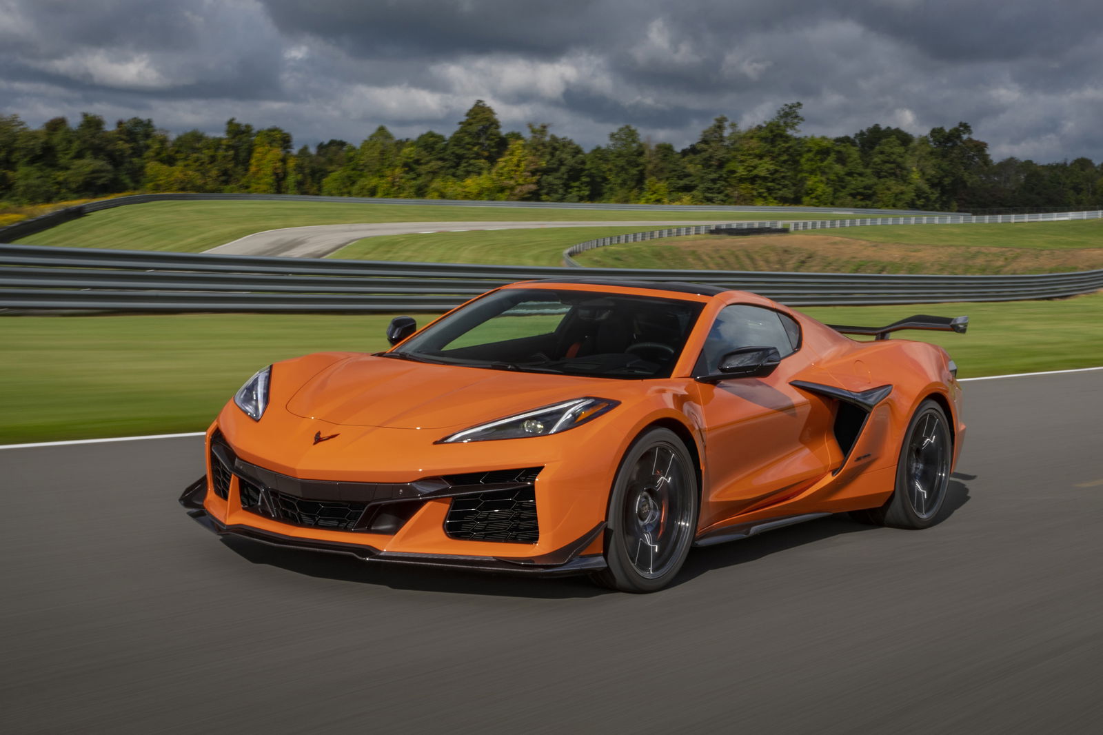 Chevrolet Corvette Z06 - front