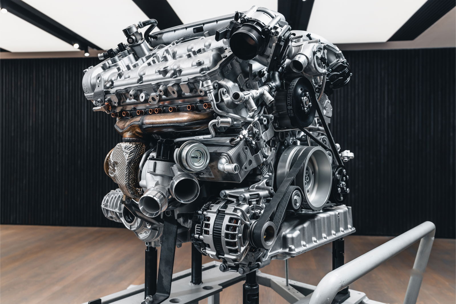 Bentley W12 engine