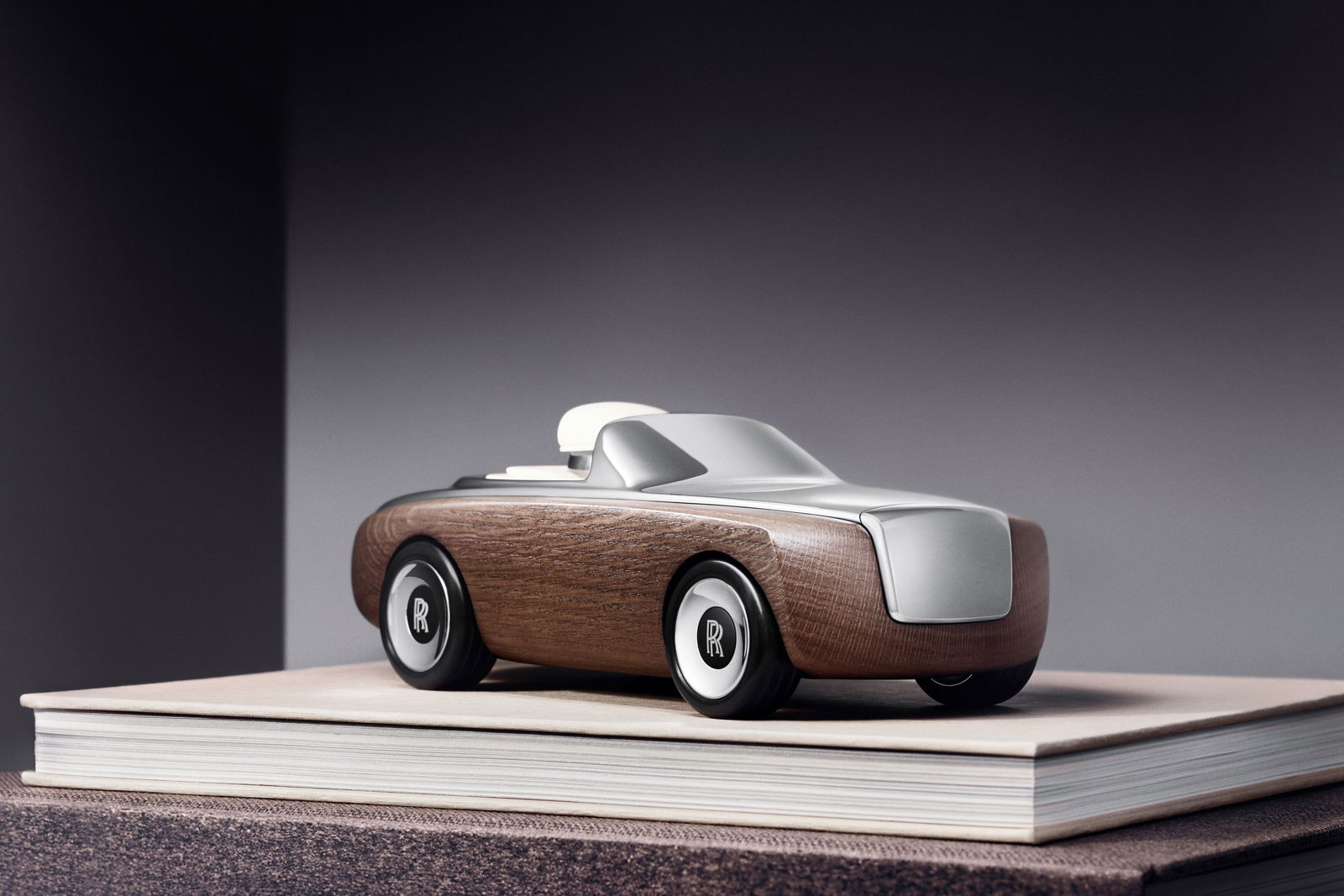 Rolls-Royce Cameo 