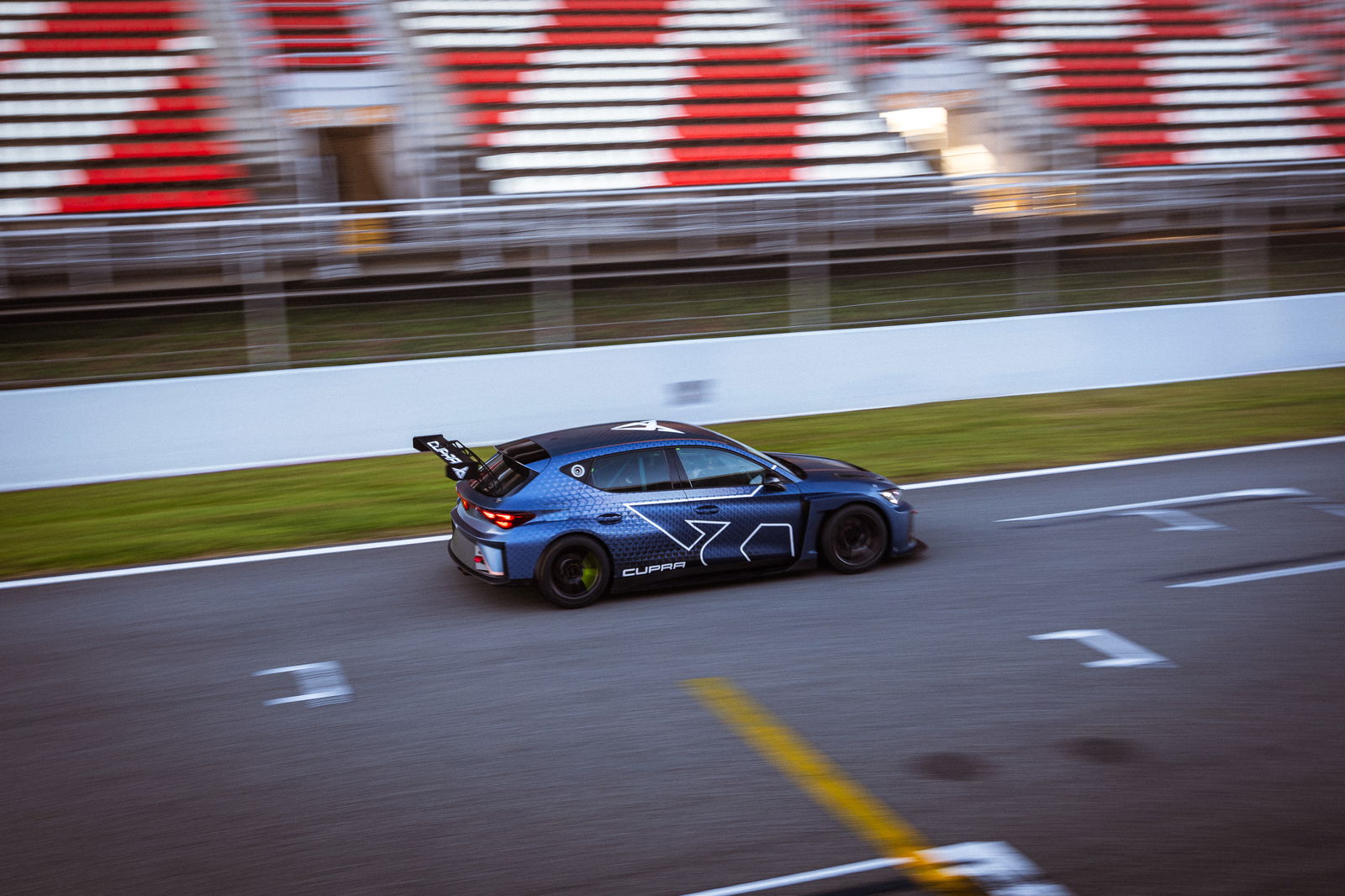 Cupra VZ TCR, on-track, Circuit de Catalunya