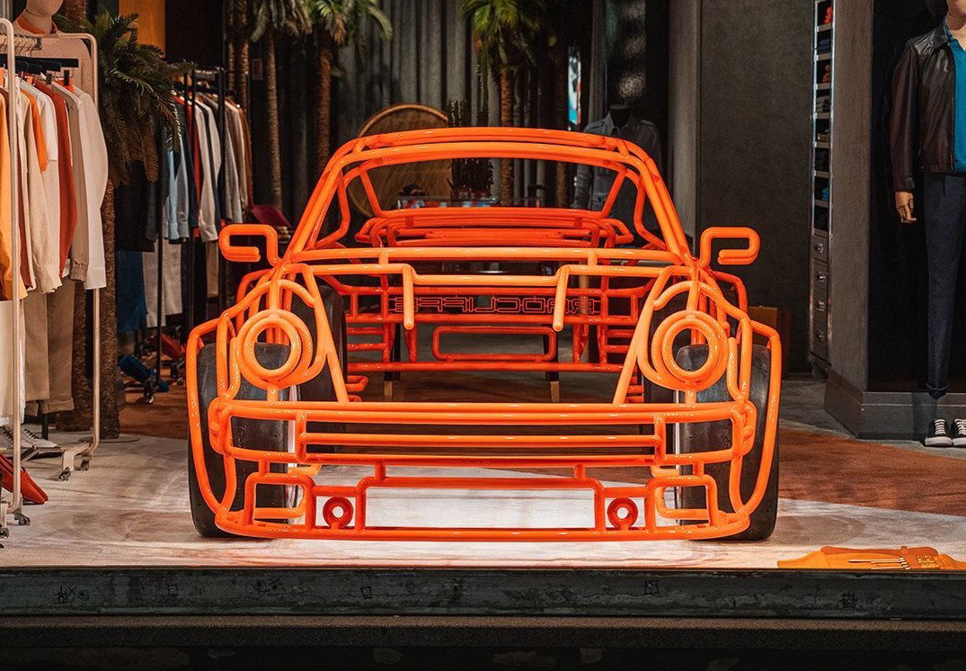 Porsche 934 sculpture - front