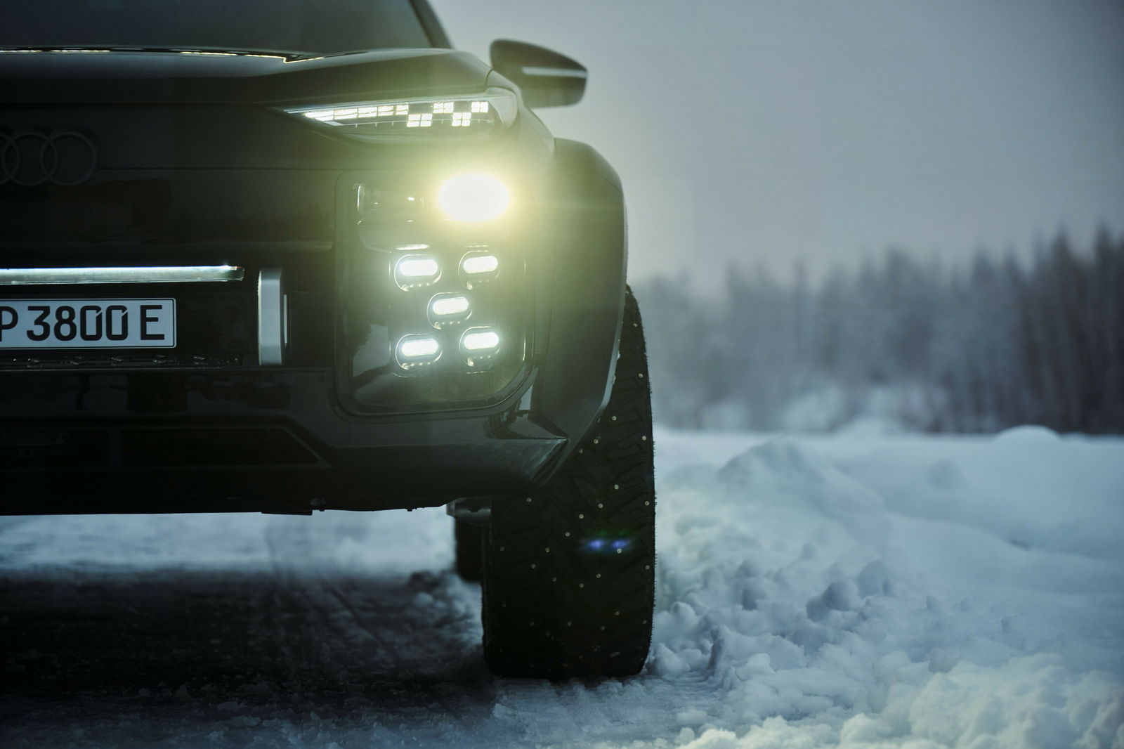 Audi Q6 E-Tron Offroad Concept - front detail