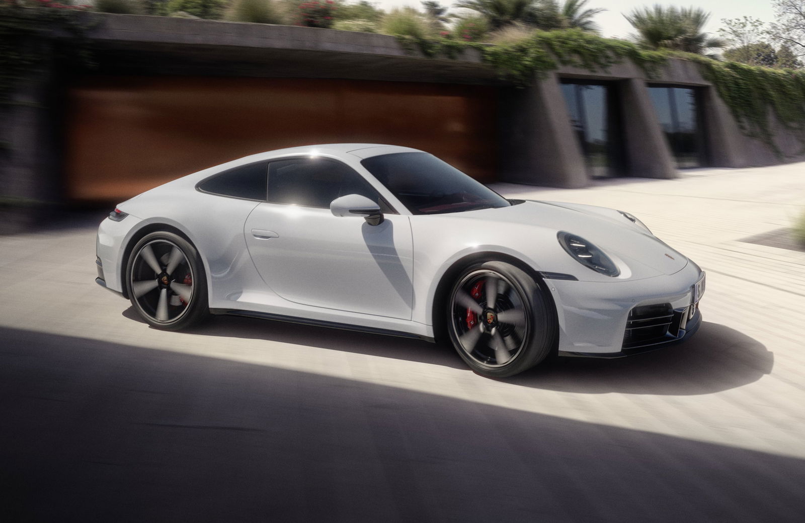 Porsche 911 Carrera S - front