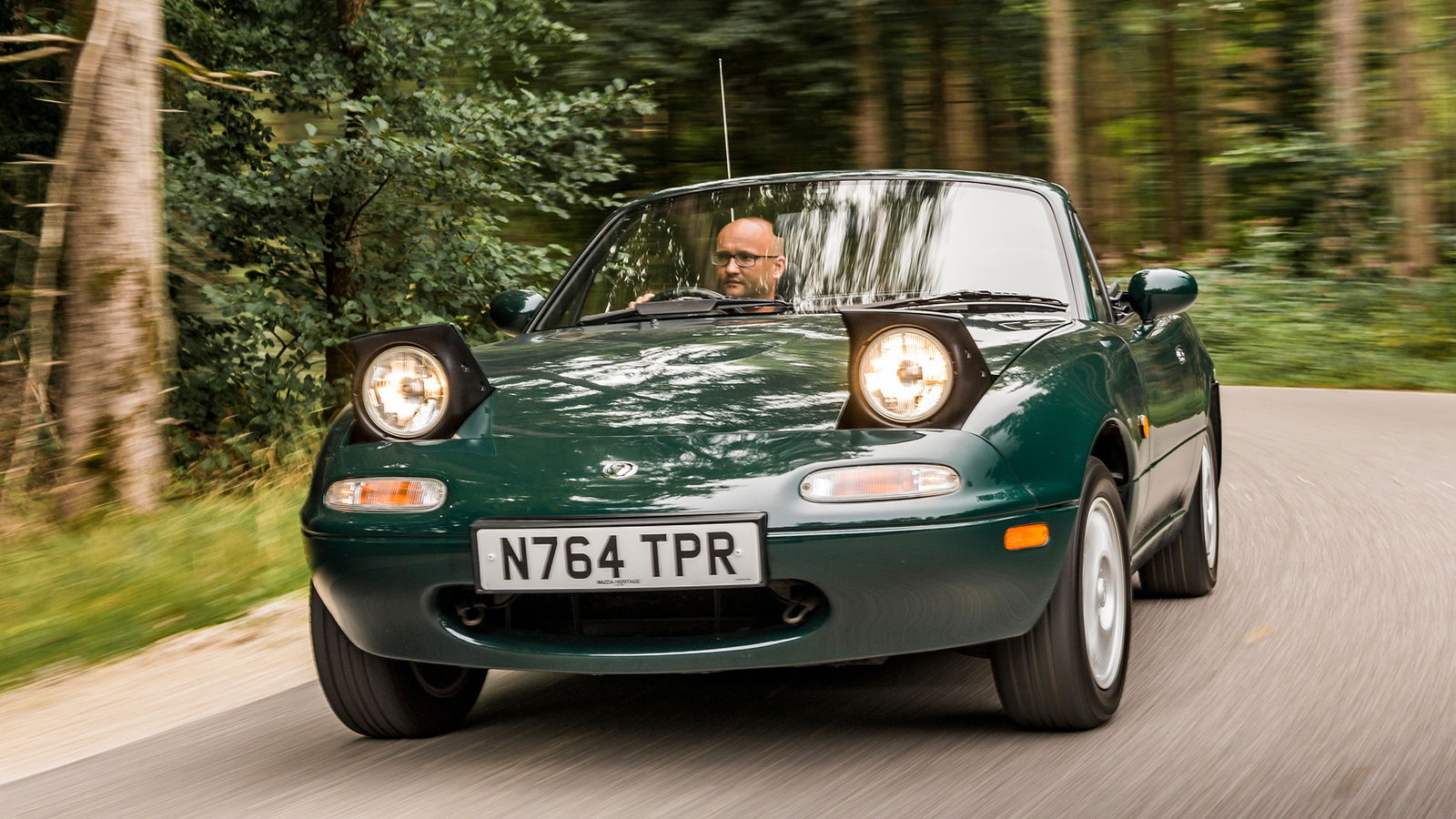 10 Reasonably Cheap Cars With Pop-Up Headlights