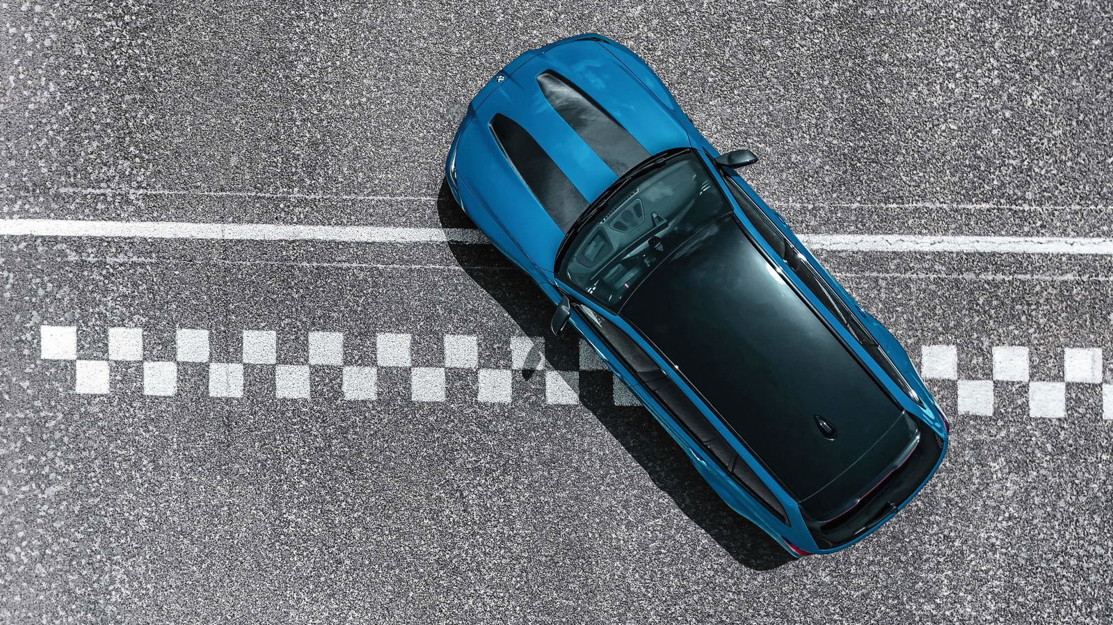 BMW M3 CS Touring - overhead