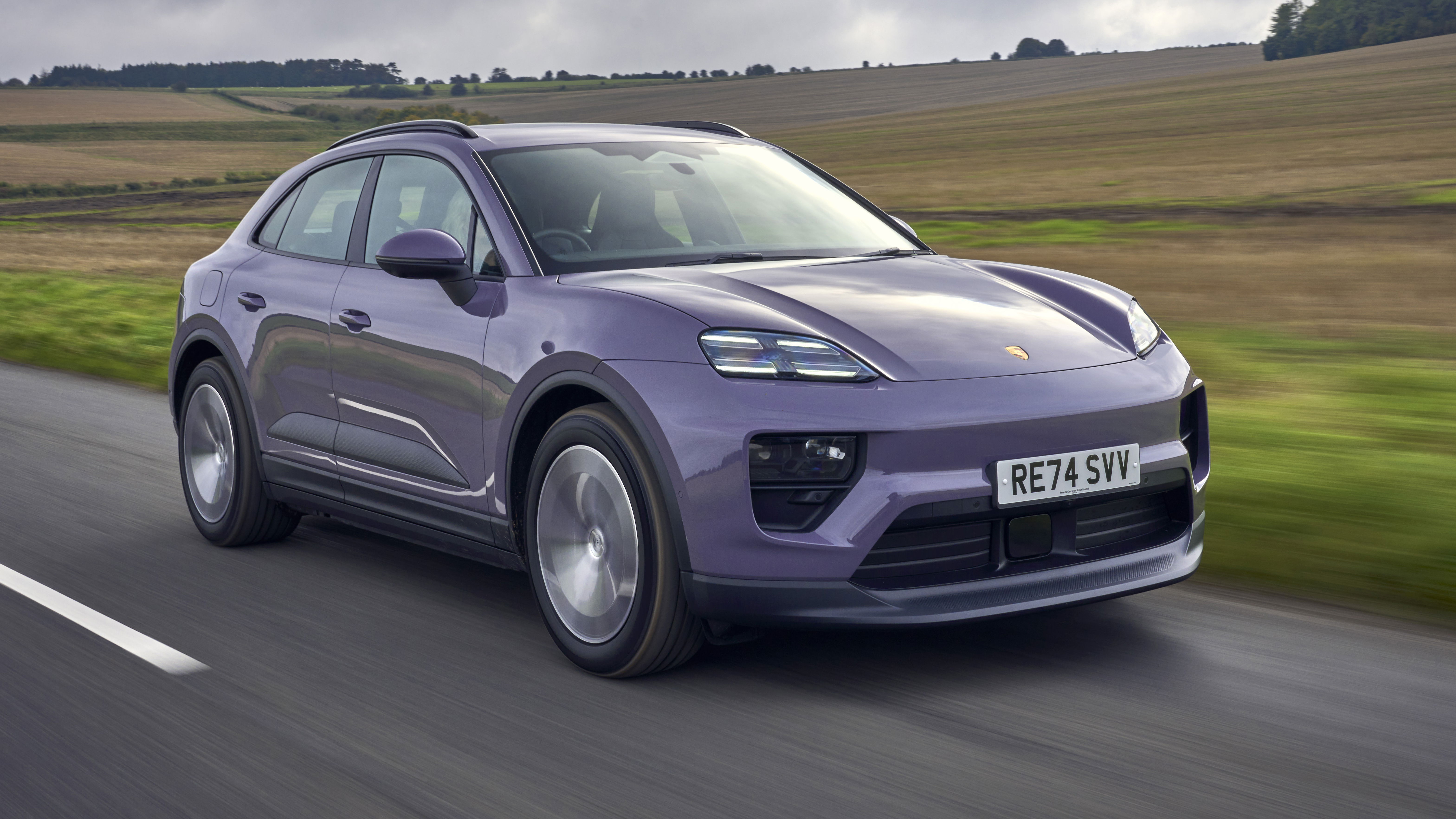 Porsche Macan 4 - front, driving