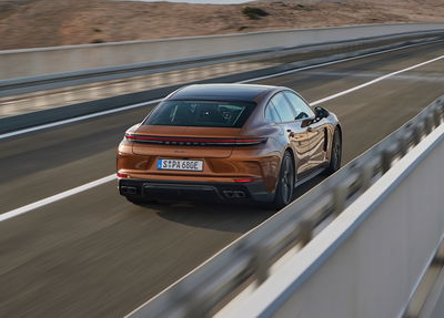 Porsche Panamera Turbo E-Hybrid - rear