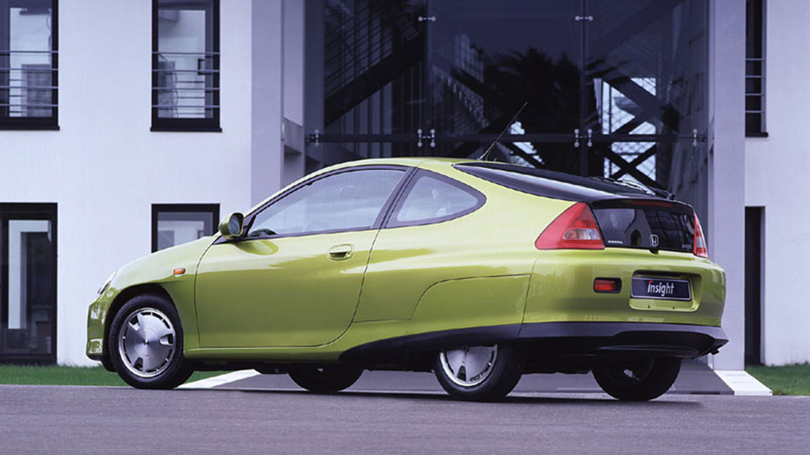 Can You Correctly Identify The Rarer Car?