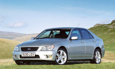 Lexus IS300