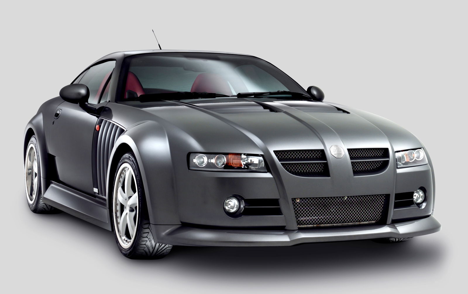 MG XPower SV - front