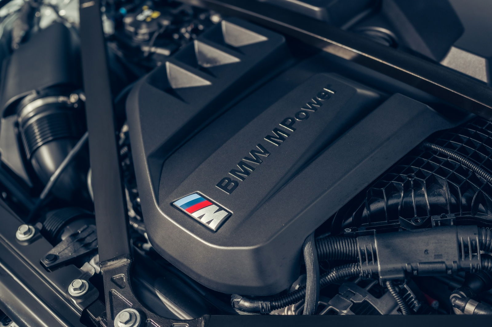 BMW M2, engine