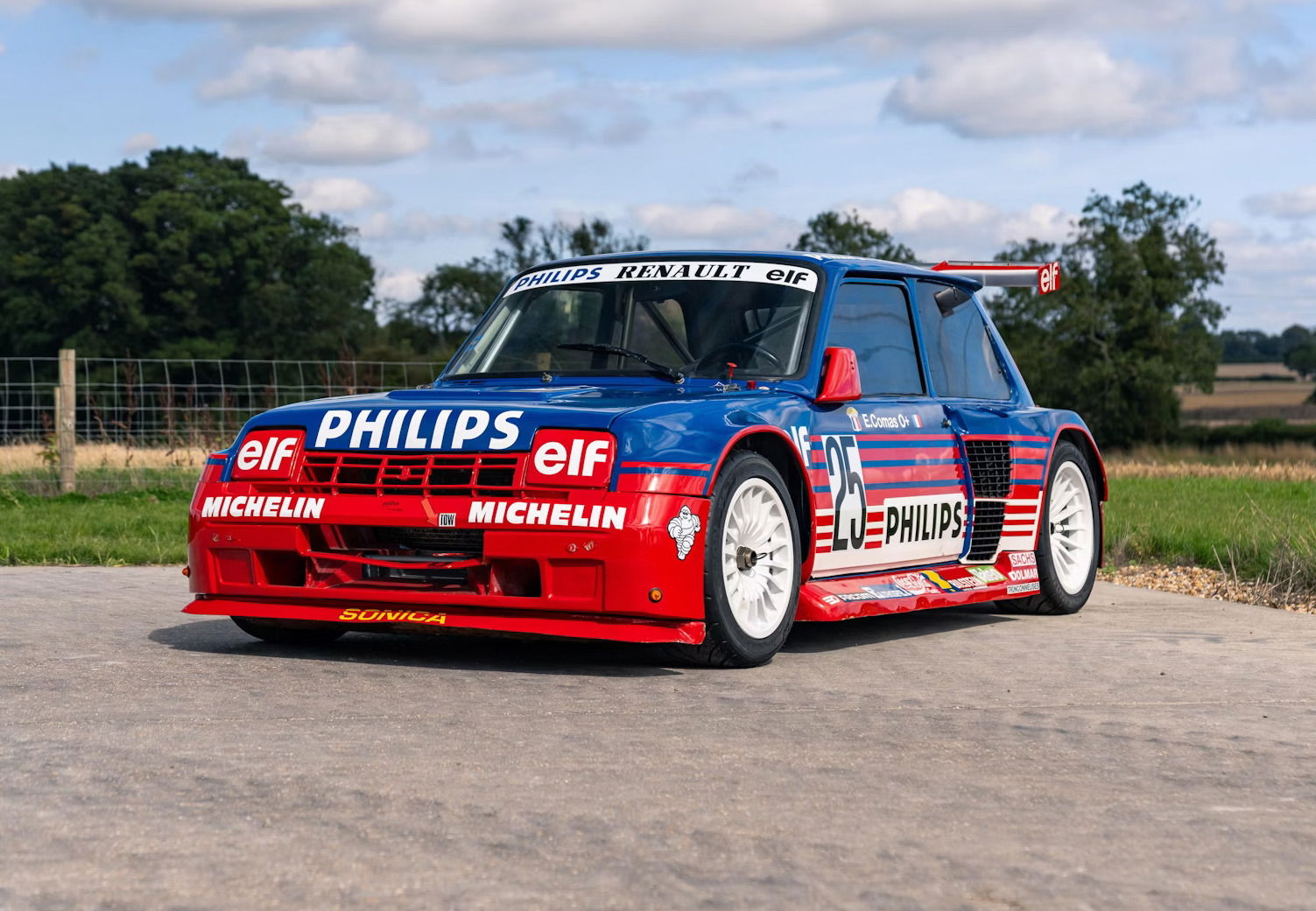 Renault 5 Turbo Superproduction - front