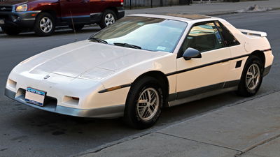 Pontiac Fiero (Credit: Wikicommons/Mr.Choppers)