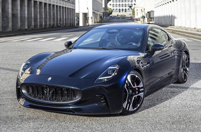 Maserati GranTurismo Folgore - front