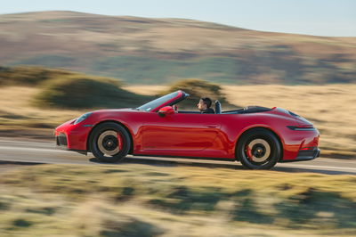 Porsche 911 Carrera 4 GTS Cabriolet - side, driving