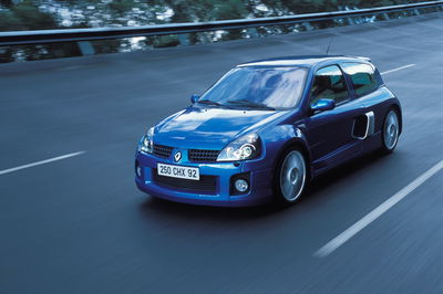 Renault Clio V6