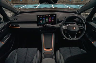 Cupra Born VZ - interior