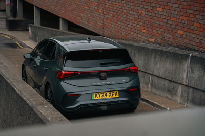 Cupra Born VZ - rear