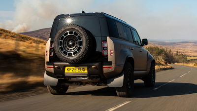 Land Rover Defender Octa, rear