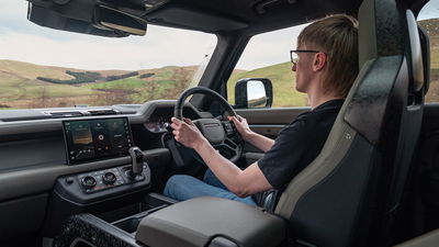 Land Rover Defender Octa, interior