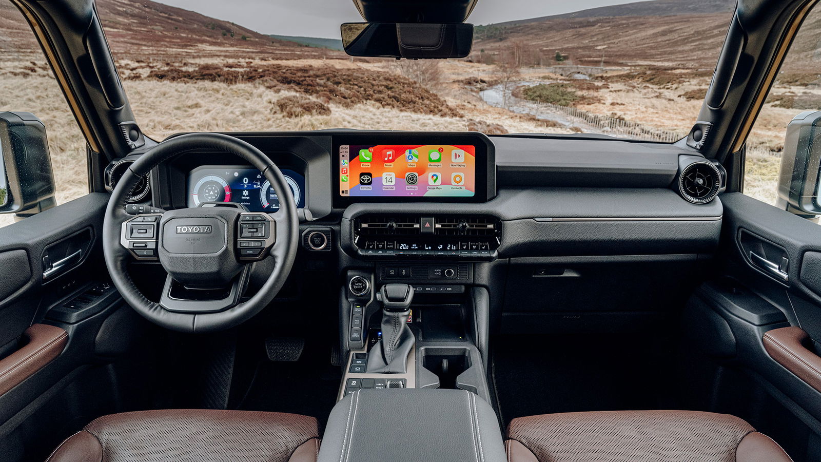 Toyota Land Cruiser - interior