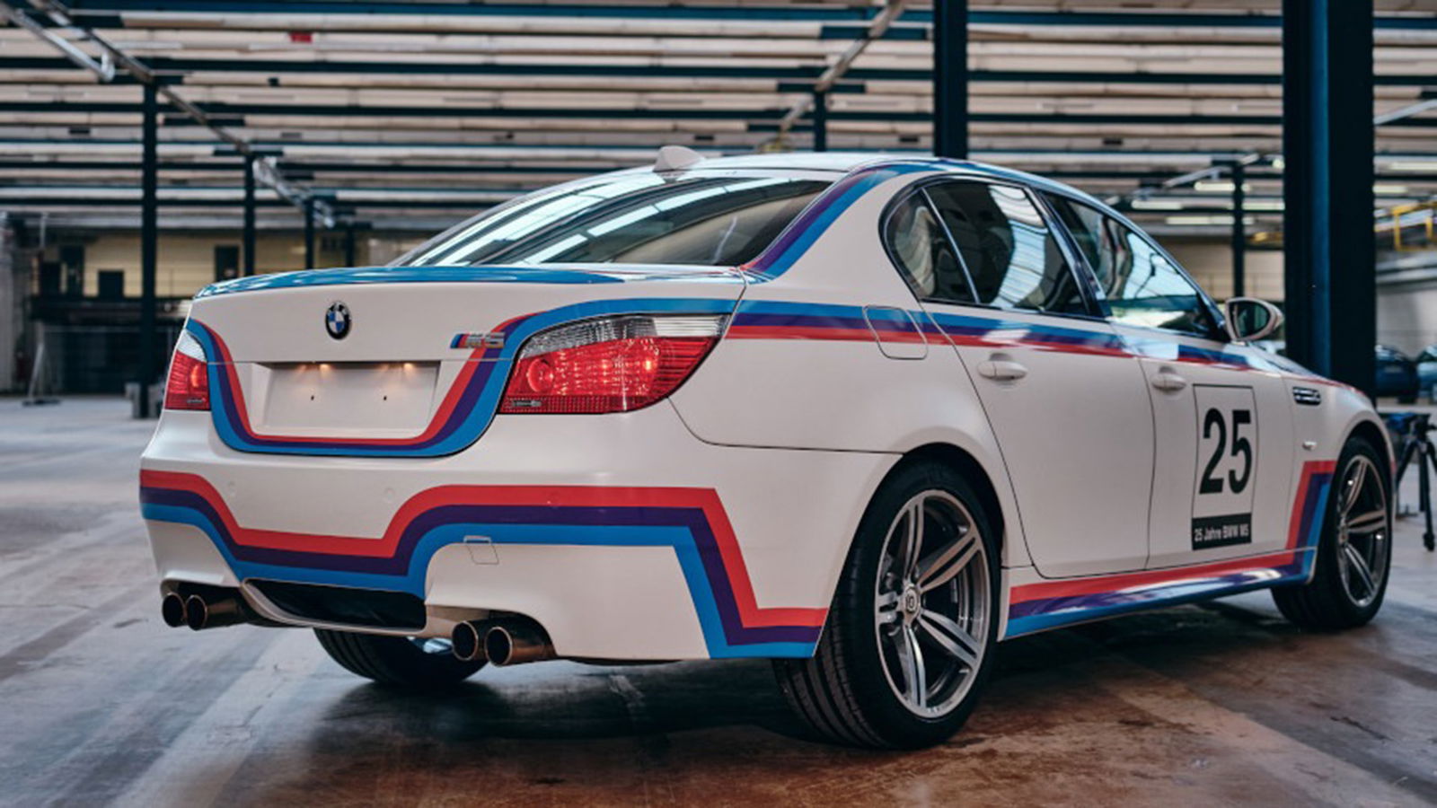 E60 BMW M5 CSL prototype