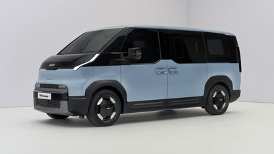 Kia PV5 - front