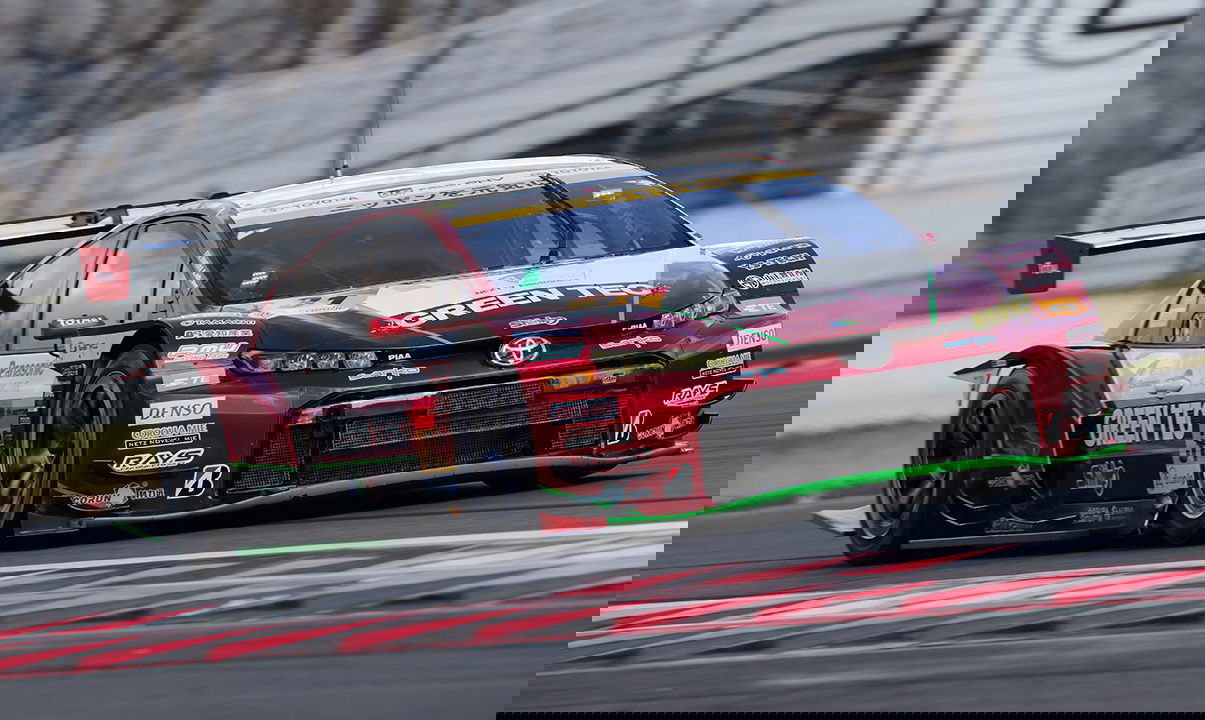 Toyota Prius GT300
