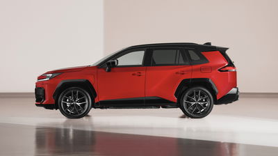 Toyota RAV4 GR Sport - side