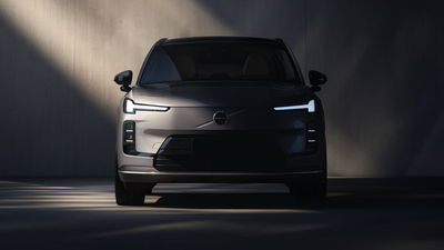Volvo XC70 teaser - front