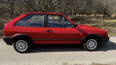 VW Polo G40 - side