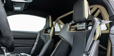 Manhart MH4 900 - interior