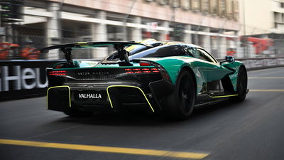 Aston Martin Valhalla - rear