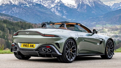 Aston Martin Vantage Roadster, rear