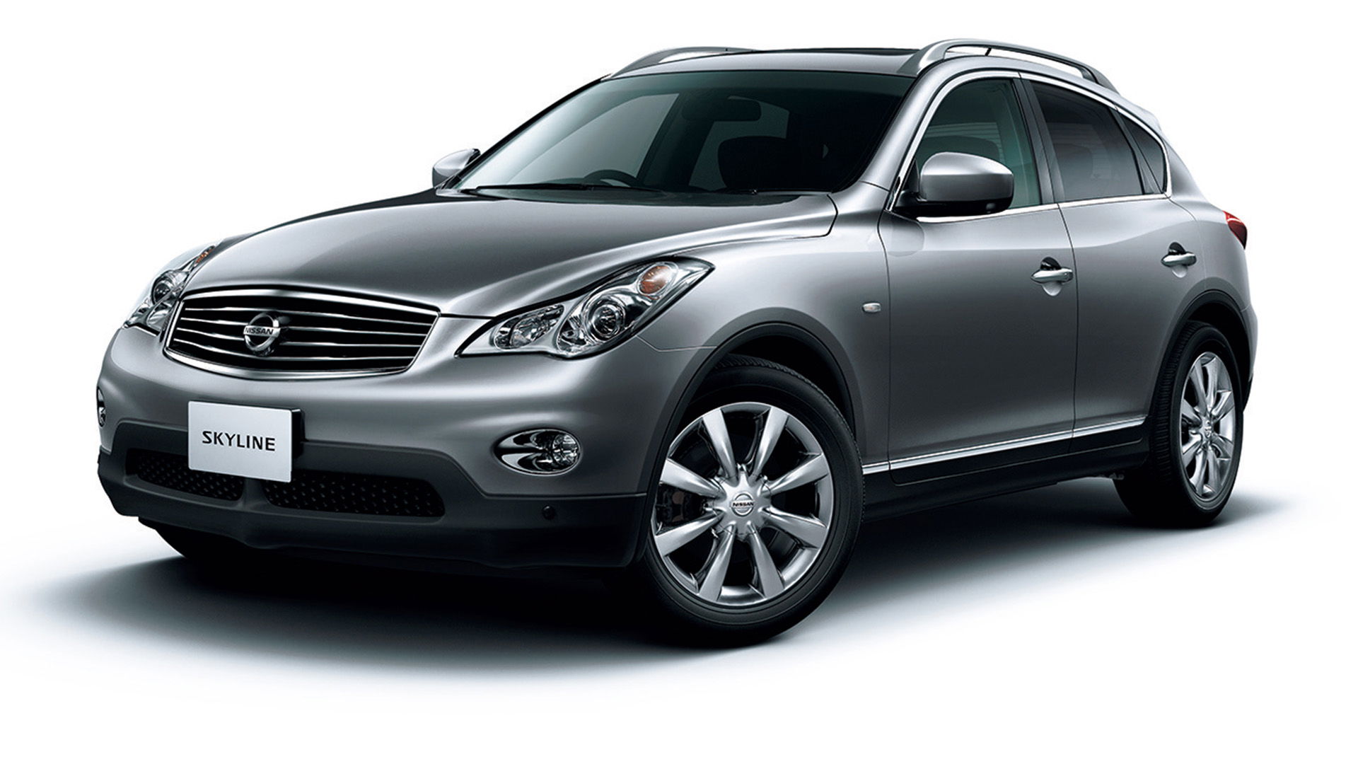 Nissan Skyline Crossover, front