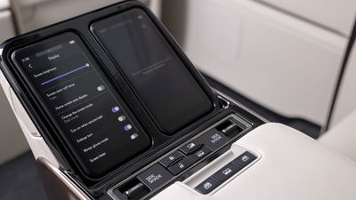 Lexus LM350h, remotes