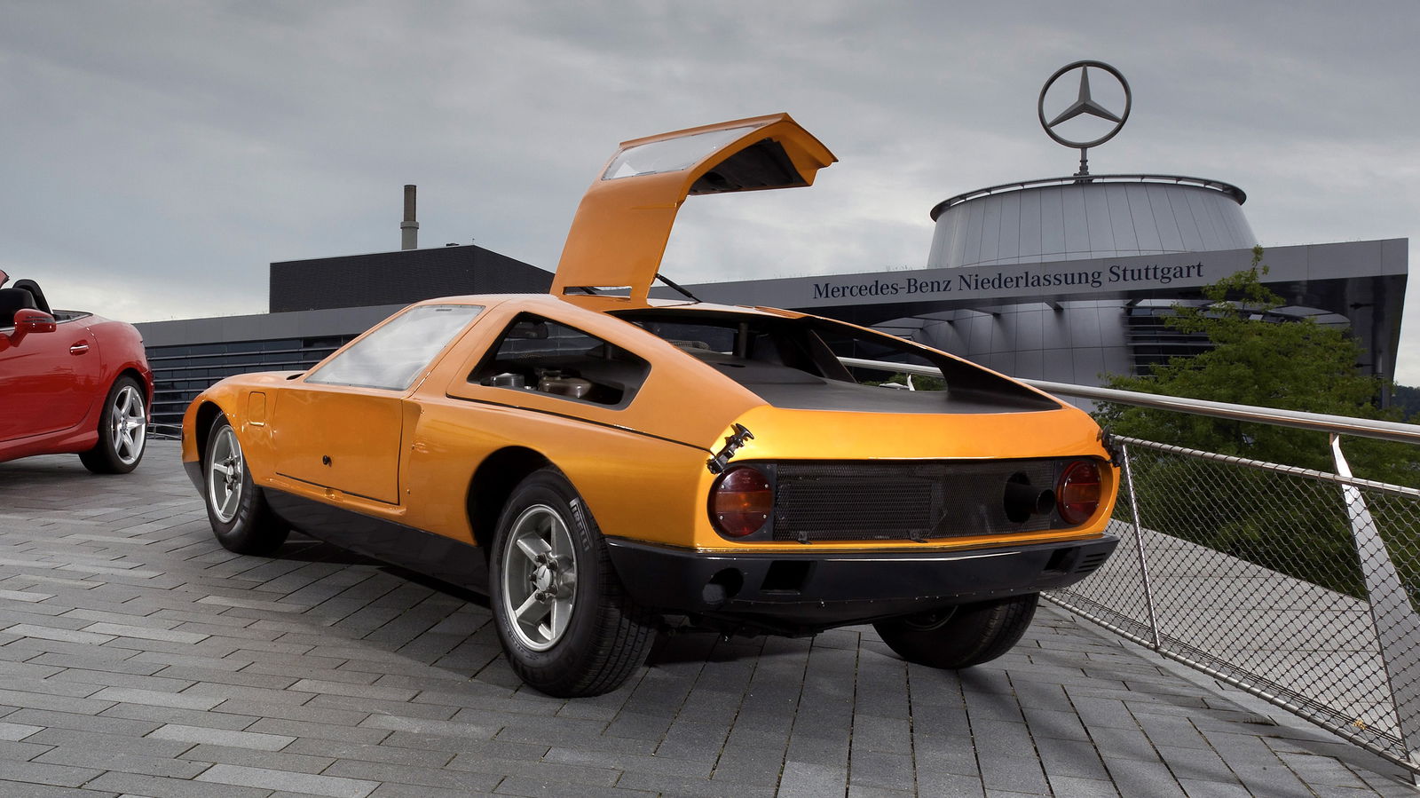 Mercedes C111 - rear