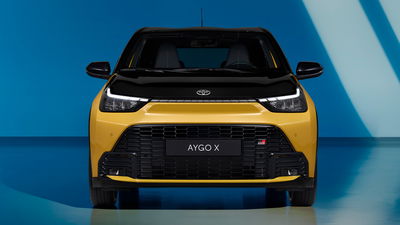 Toyota Aygo X GR Sport, front