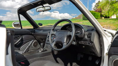 1995 NA Mazda MX-5, interior