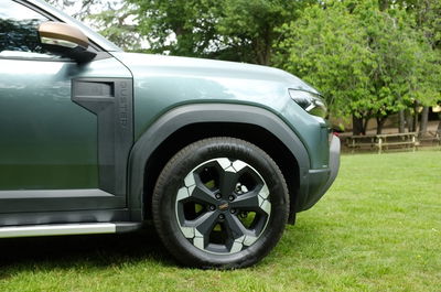 Dacia Duster 4x4 - side detail