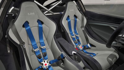 McLaren 750S Le Mans - interior