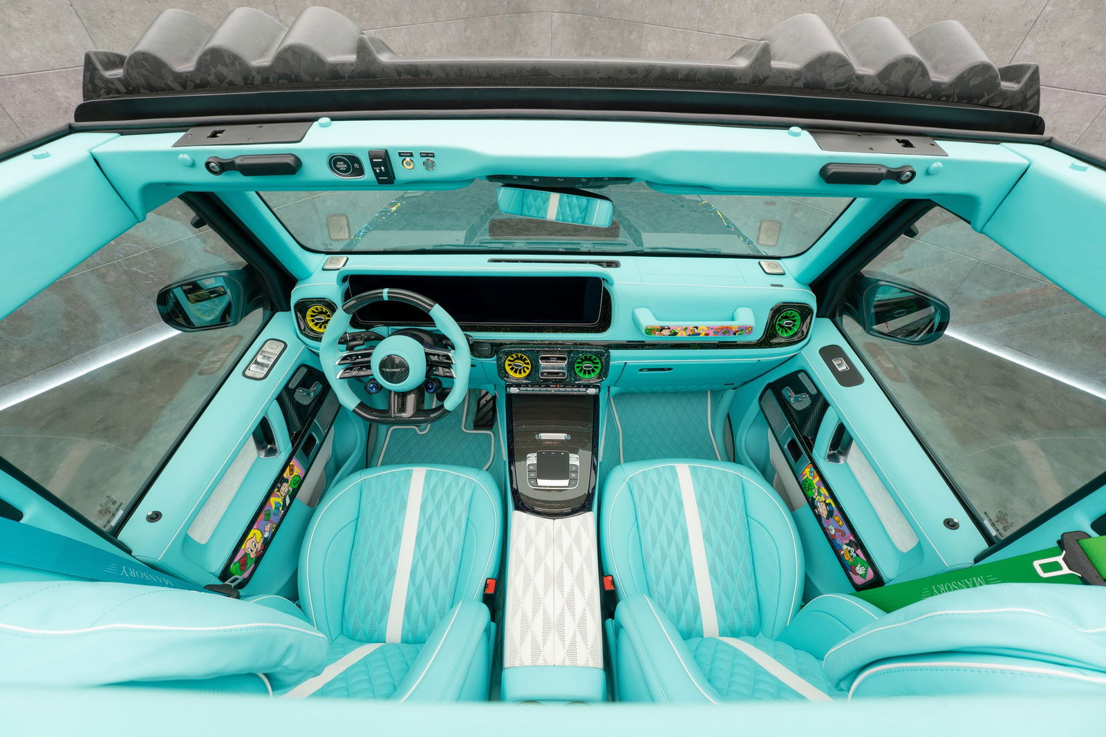 Mansory Art Piece AL3C MONO907Y - interior