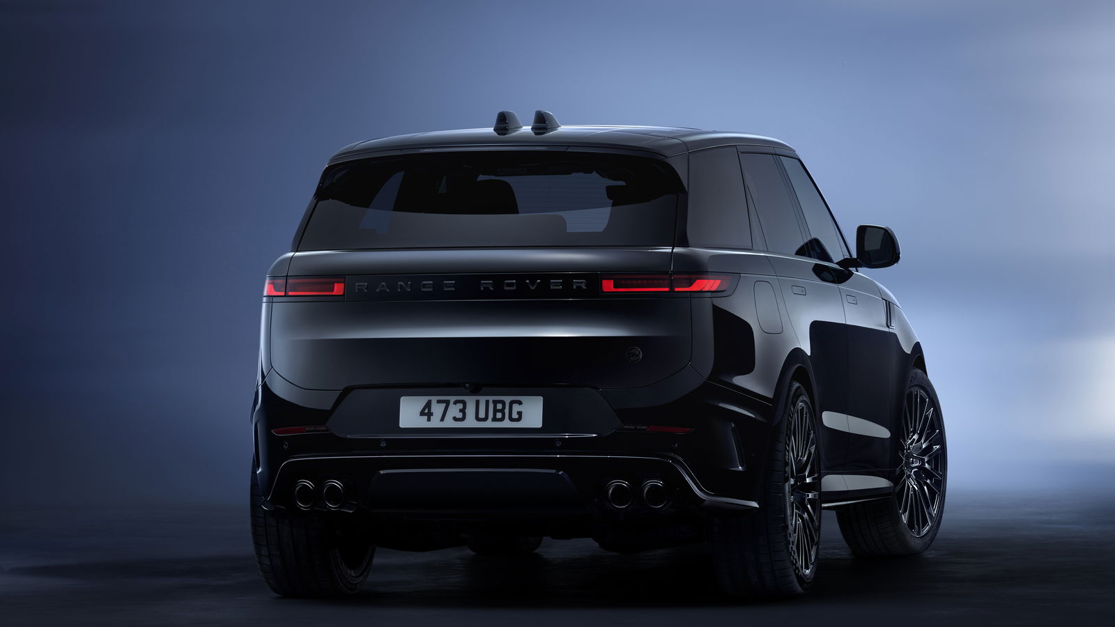 Range Rover Sport SV Black - rear