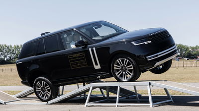 Range Rover Electric prototype - front