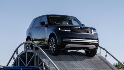Range Rover Electric prototype - front