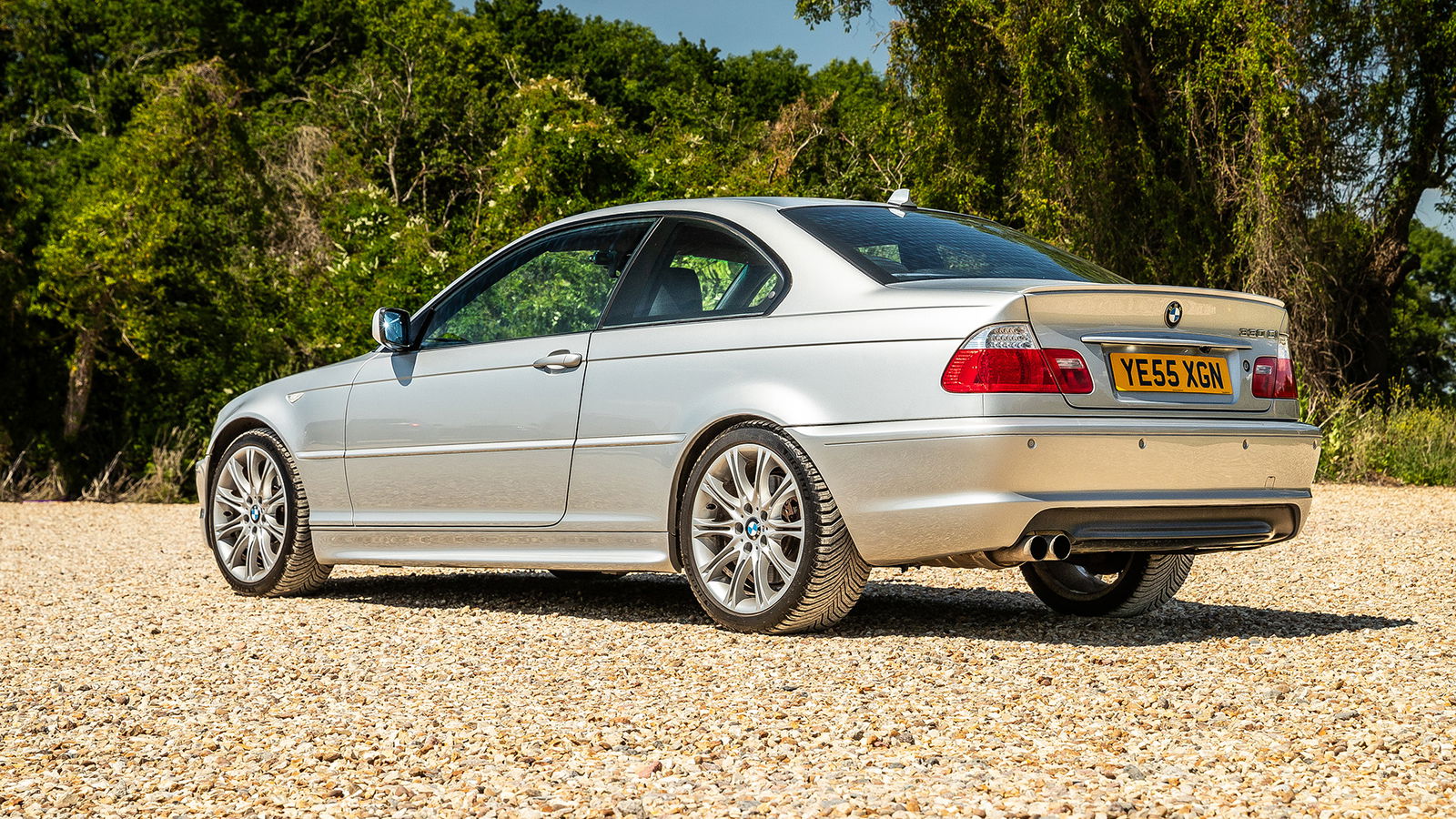 E46 BMW 330ci, rear