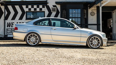 E46 BMW 330ci, side